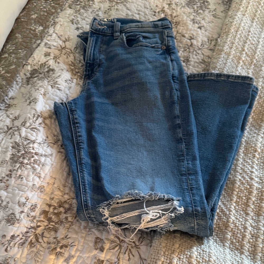Women's Distressed Blue Jeans